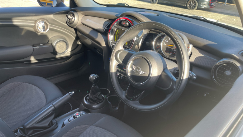 MINI Hatchback 1.5 Cooper 3dr Petrol Hatchback